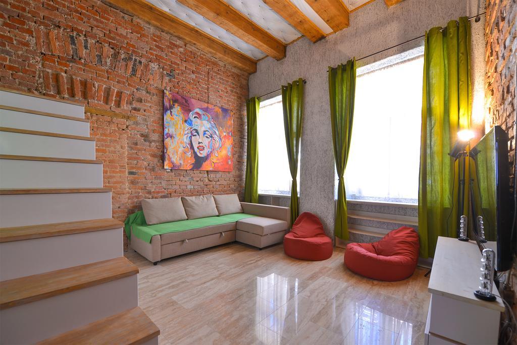 Michael Weiss Apartment Brasov Bagian luar foto