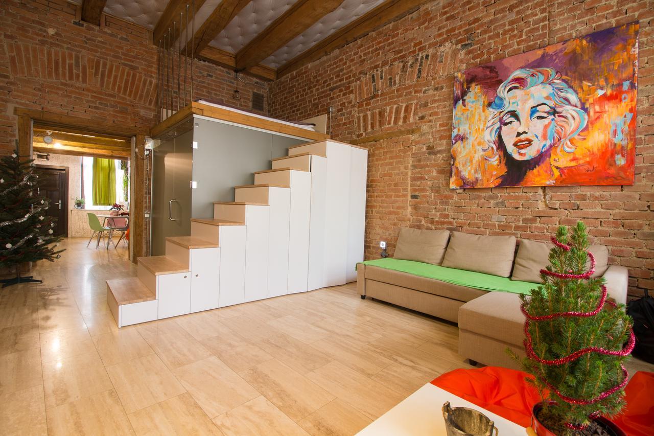 Michael Weiss Apartment Brasov Bagian luar foto